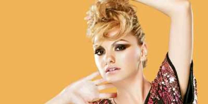 Alexandra Stan este una dintre cele mai de succes cântăreţe ale tinerei generaţii