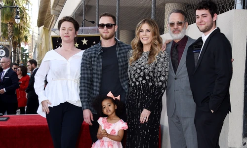 Tom Hanks cu familia lui  foto   Shutterstock jpg