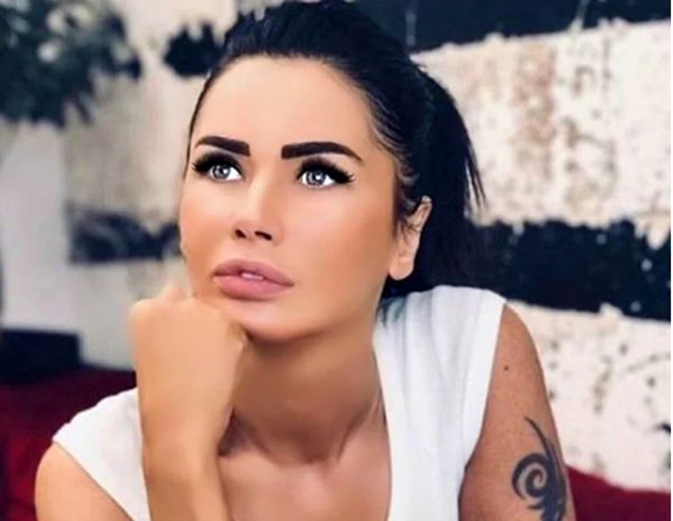 
    Oana Zăvoranu are trei brazi acasăFoto Instagram  