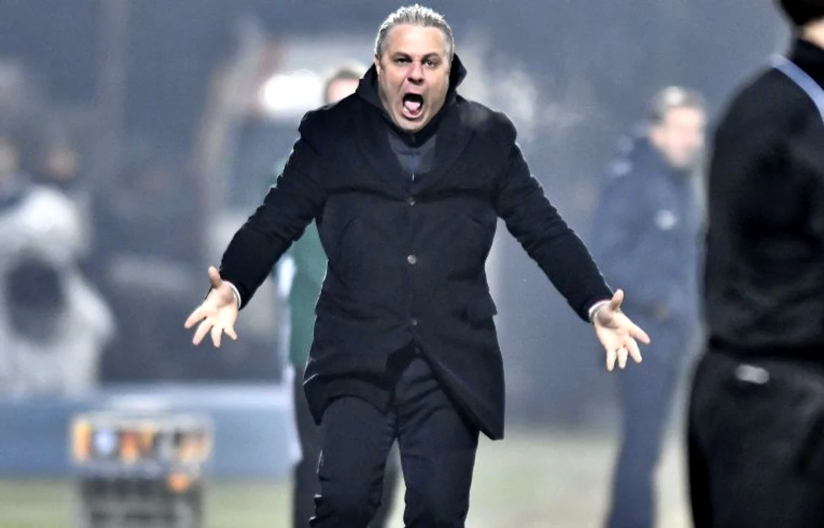 Marius Șumudică s-a certat cu arbitriiFOTO: Sportpictures.eu