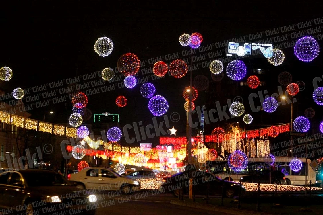 Luminiţe de Sărbători (Foto: Sever Gheorghe, Dorin Constanda)