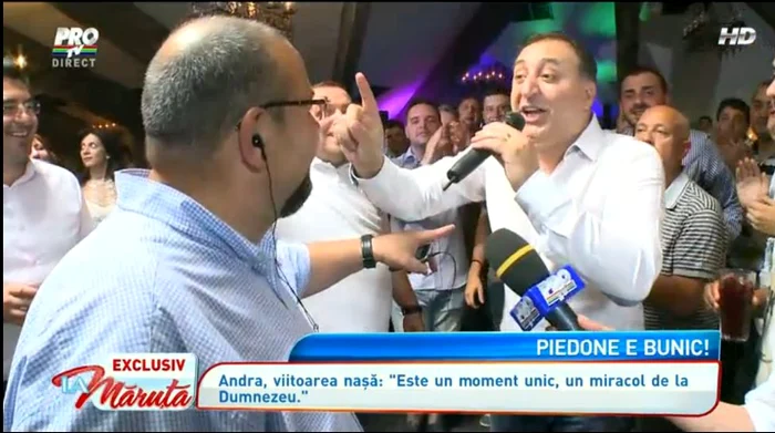 Manelistul Vali Vijelie este sufletul petrecerii