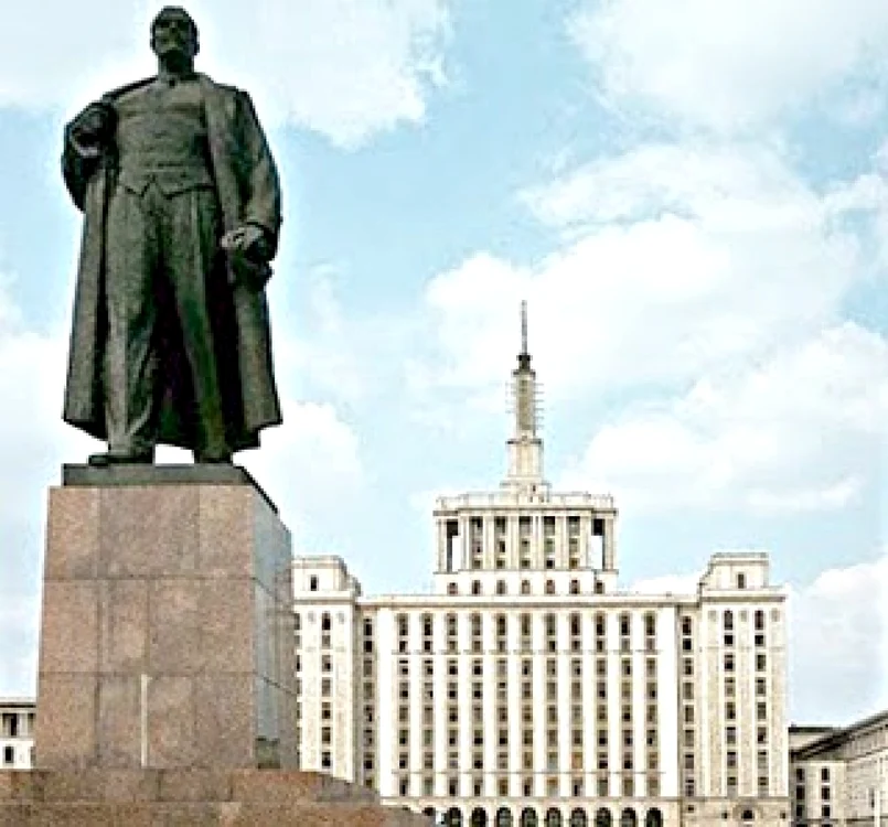 Lenin Casa Scanteii