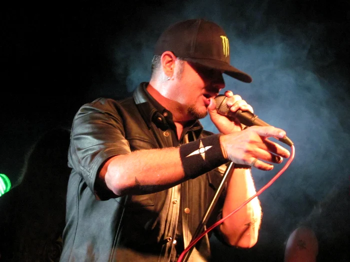 Tim „Ripper” Owens 