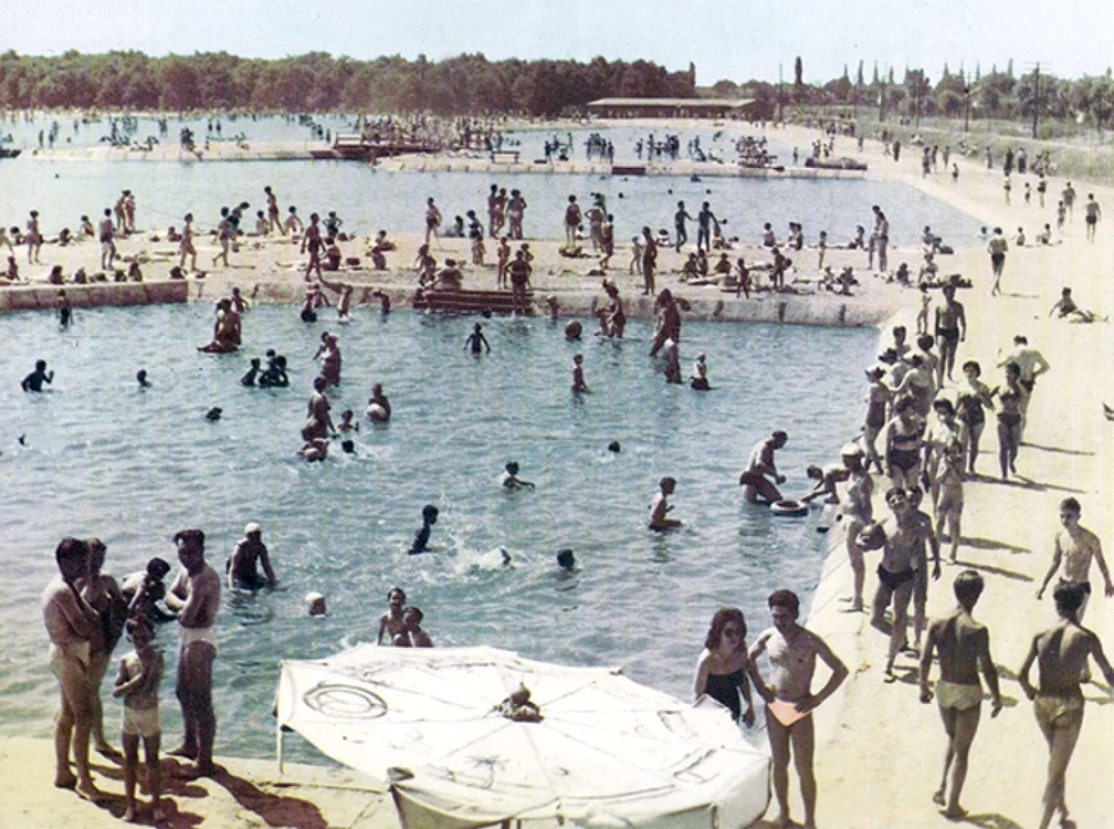 Ştrandul Tineretului din Timişoara în 1965 FOTO Facebook/Călătorul Bănăţean