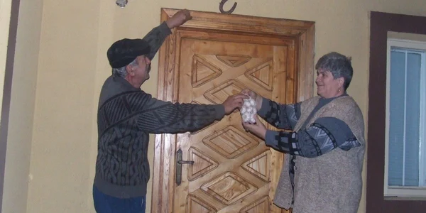 Marian şi Elena Săulescu au respectat obiceiul de Sf Andrei