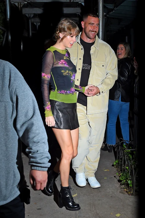 Prima apariție publică a lui Taylor Swift alături de Travis Kelce (Sursă: Profimedia)