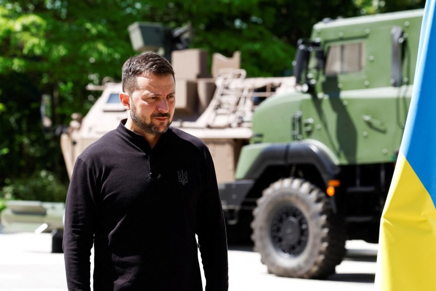 Zelenski: „Armata rusă a eşuat în operaţiunea de la Harkov”