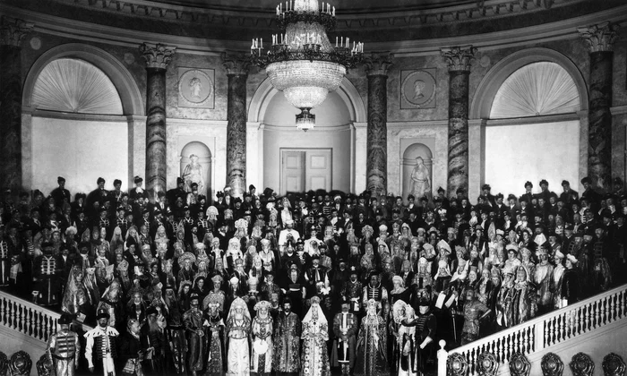 1903 ball 02 group small jpeg