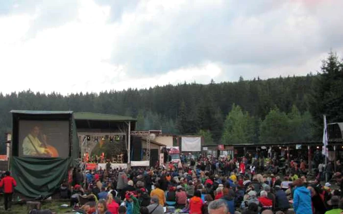 Poiana Lupului, locul în care se desfăşoară marile concerte de la Gărâna Jazz Fest FOTO Ştefan Both