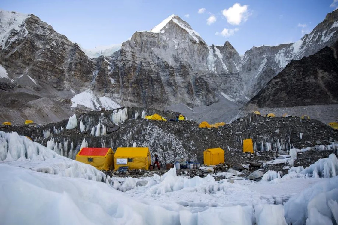 Baza Everest FOTO EPA-EFE