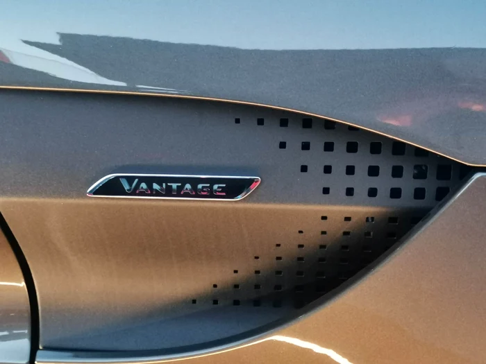 Aston Martin Vantage 007 Edition FOTO Ștefan Both