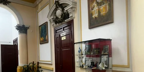1 in aceasta dimineaa descinderi la primaria botosani biroul primarului a fost sigilat jpg