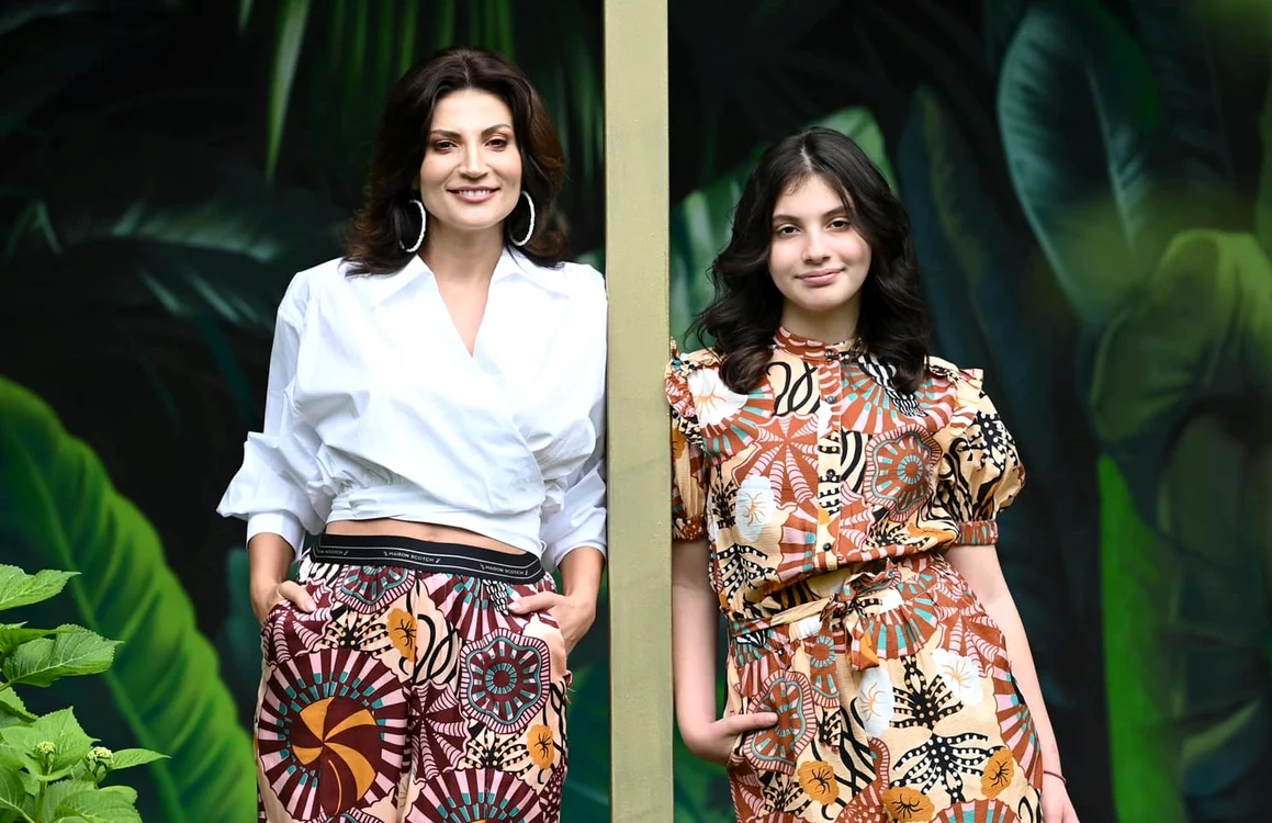 Ioana Ginghină, alături de fiica sa FOTO Adevărul