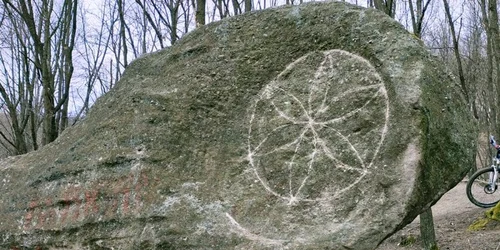 tronul strabunilor foto lucian ignat