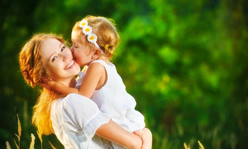 1 mama copil shutterstock 298076597 jpg jpeg