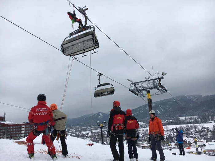 Exerciţiu de salvare montană în Polonia FOTO: CJ Cluj