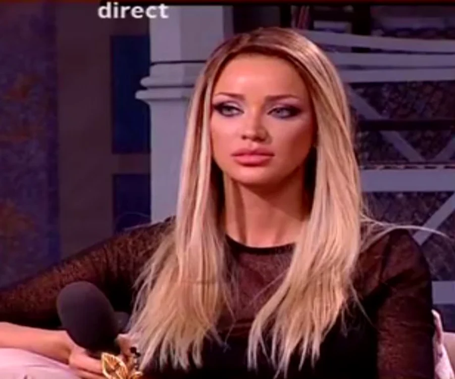 
    Bianca, în conflict cu o jurnalistăSursă foto: captură Antena1  