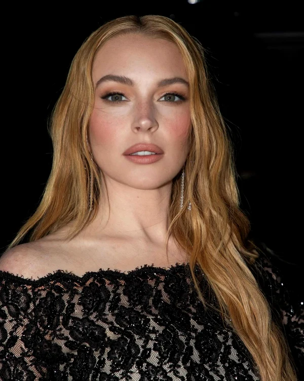 Așa arată Lindsay Lohan în prezent (Foto: Instagram)