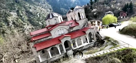 biserica inclinata grecia captura video jpg