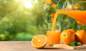 suc de portocale shutterstock 2291845195 jpg