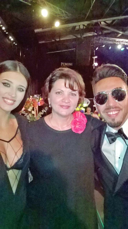 Antonia şi Velea, alături de mama Deliei 