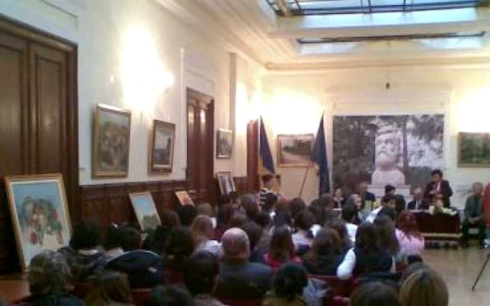 Gazda evenimentului va fi sala Mihai eminescu a Bibliotecii judeţene. Foto: Adevărul