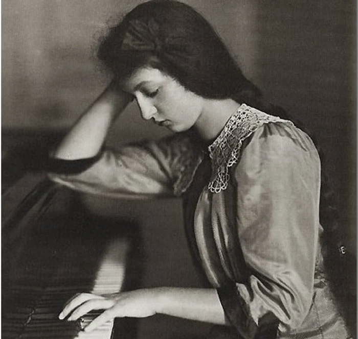 Clara haskil pian  jpg