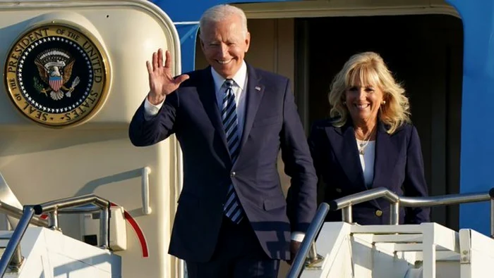 Preşedinele Joe Biden a ajuns în Marea Britanie. Imagine: News.ro