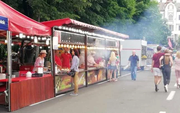 Mulţi pun la îndoială şi calitatea produselor comercializate - foto: Adrian Caraba