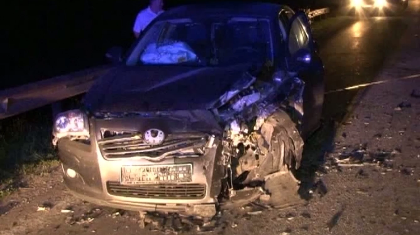 
    Șoferul ucigaș a abandonat mașina și a fugit fiind căutat de Poliție  