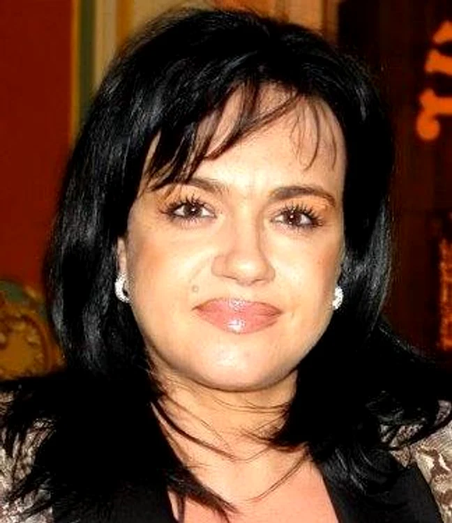 Gabriela Lăpădatu, psiholog şi psihoterapeut