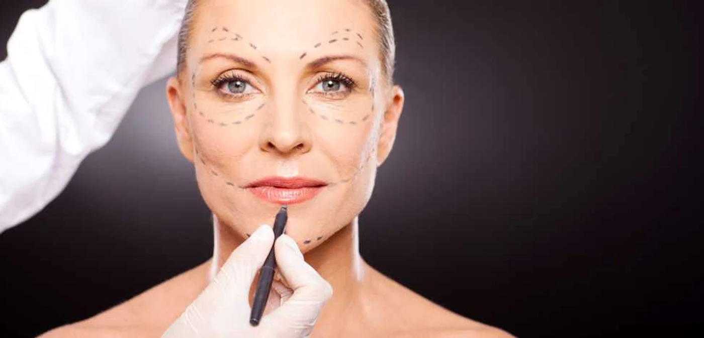Tendinta in medicina estetica este ca interventiile minim-invazive sa inlocuiasca chirurgia agresiva FOTO Shutterstock