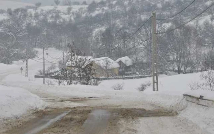 Nicio persoană nu a votat până acum la Godeanu FOTO Corina Macavei