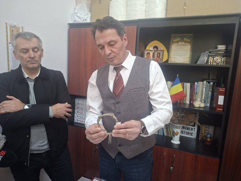 Comoară dacică descoperită în nordul extrem al României. Printre obiectele găsite se află și patru brățări dacice cu un element rar întâlnit