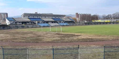stadionul corvinul hunedoara foto daniel guta