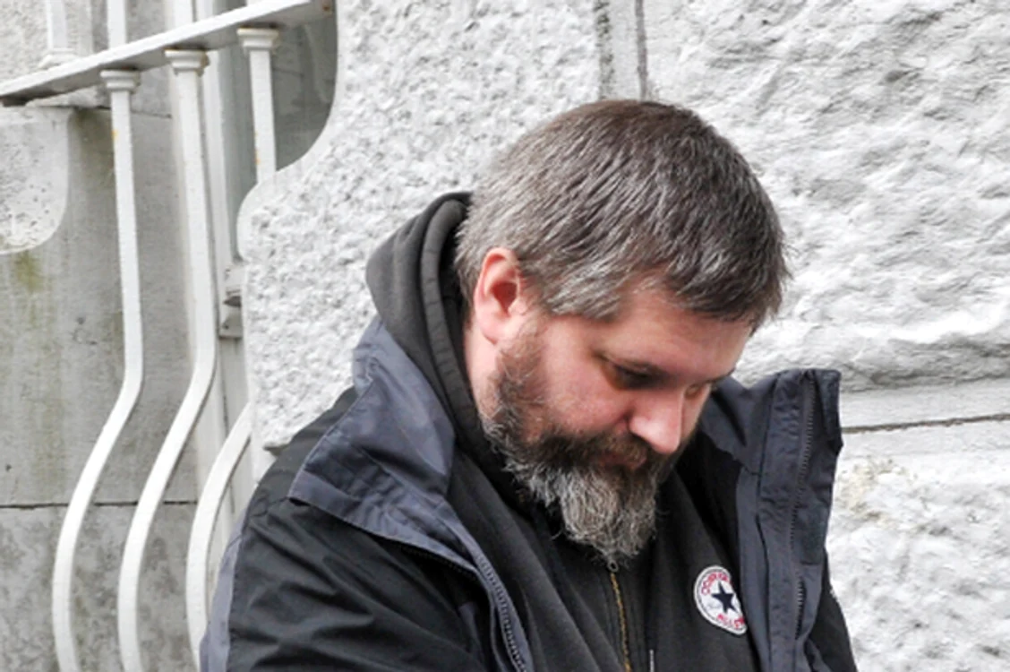 
    Robert Kummer a distrus toate locuinţele în care a statFoto: mirror.co.uk  