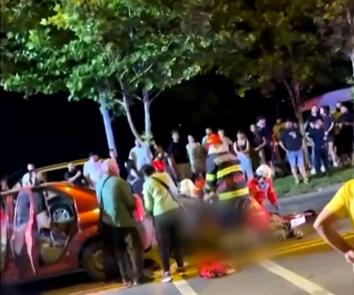 Bărbatul a fost declarat decedat, în ciuda manevrelor de salvare.FOTO: captură video Observator News