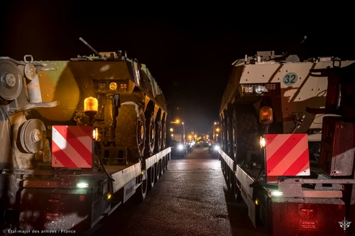 Convoaielor militare necesită poduri solide din cauza tonajului depășit FOTO Armée française