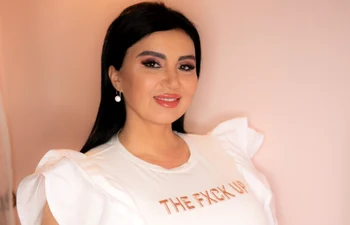 adriana bahmuteanu facebook jpg
