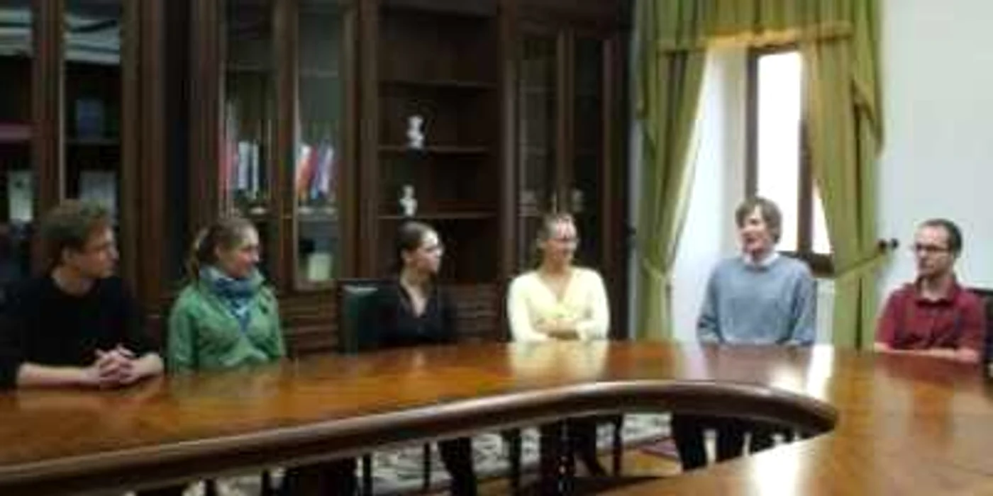 Alba Iulia: Studenţi străini studiază la universitatea albaiuliană cultura şi tradiţiile româneşti