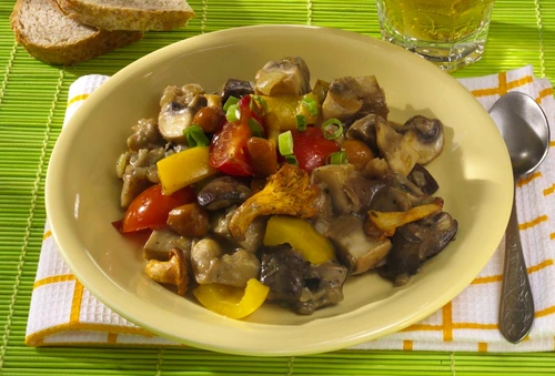 salata calda de ciuperci jpeg
