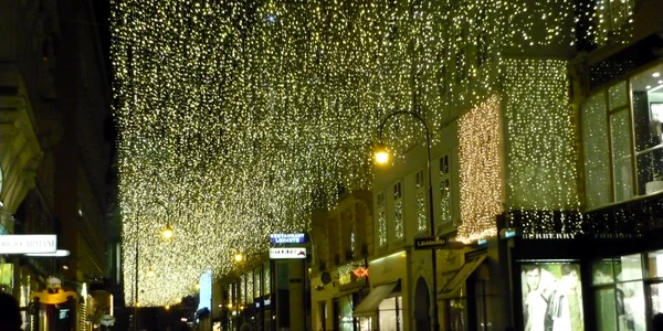 Spectacol de lumini pe străzile din Viena