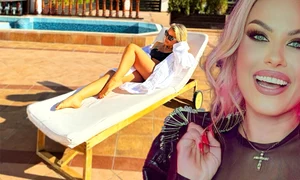Banner Amna