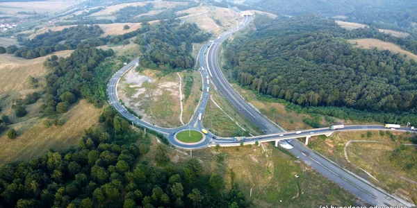Autostrada cu tuneluri foto daniel Guta (54) JPG