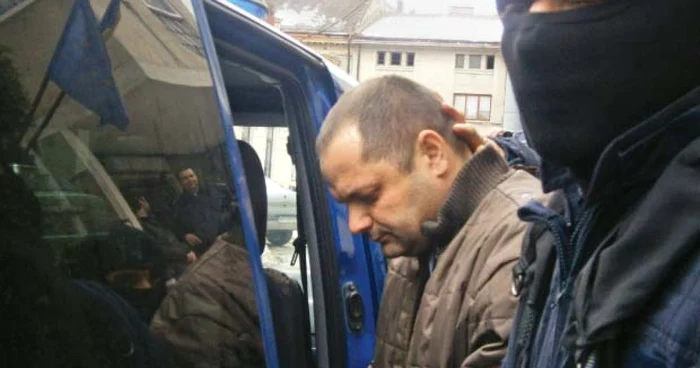 Una dintre persoanele din Strehaia duse ieri la audieri de către procurorii DIICOT