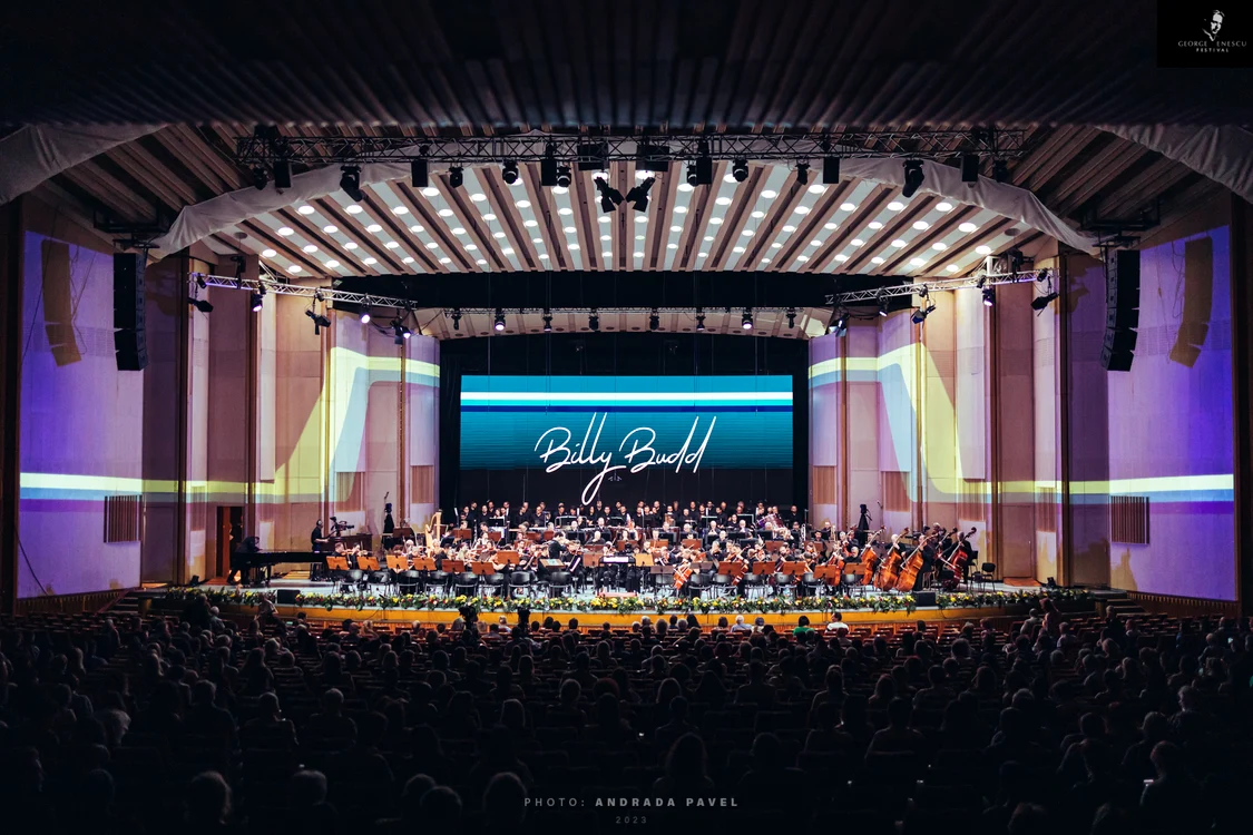 Orchestra și Corul de bărbați ale Filarmonicii George Enescu