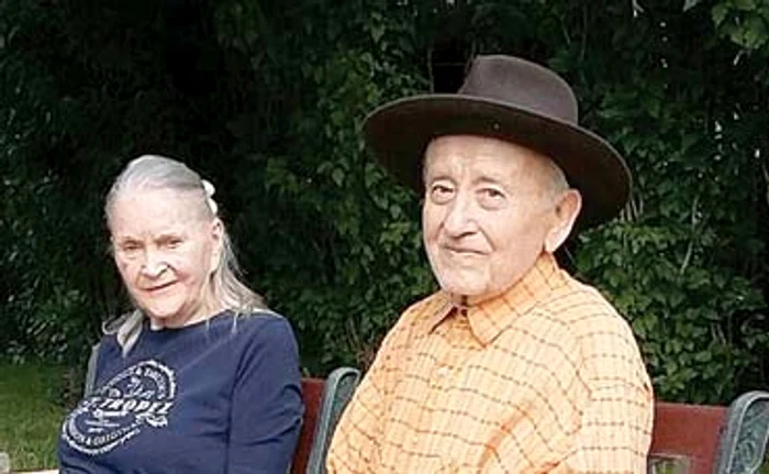 Columbeanu s-a împrietenit cu “mama Zina” la azil