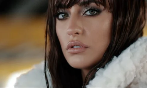 Antonia feat Connect R Adio jpeg