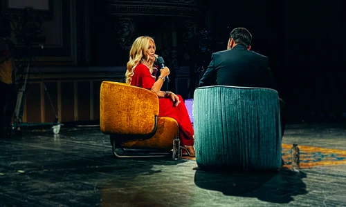 anastasia soare jpg